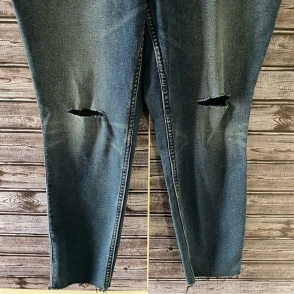 NWT Old‎ Navy Women's Extra High-Rise Rockstar Super Skinny Jeans Size 20 - Picture 3 of 13